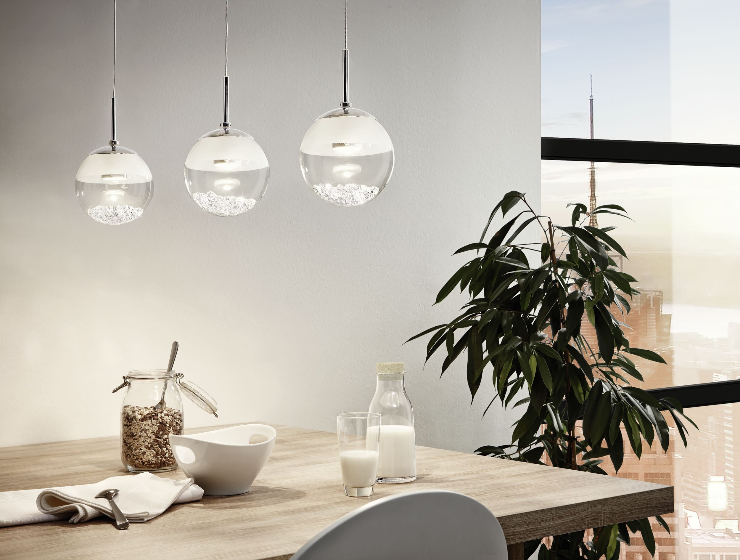 Lustra sticlă EGLO MONTEFIO 1 93784 | Eglo Romania Lustră MONTEFIO 1 LED 3X5W IP20 93784