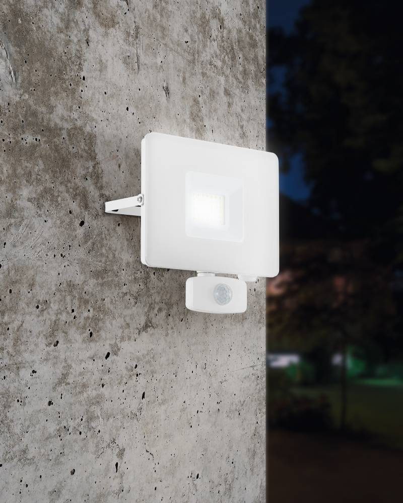 33158_AMBIENT_0001 | Eglo Romania Proiector FAEDO 3 LED 31W IP44 33158